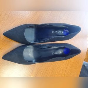Nine West black pumps